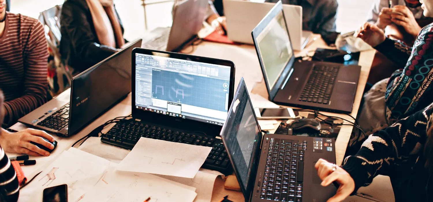 office using cloud computing services